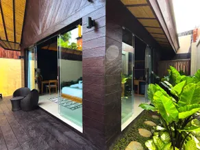 Honeymoon Hideaway w/Private Jacuzzi Pool in Kuta - Image 4