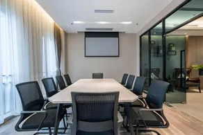 Home Inn Plus Chongqing Jiefangbei Pedestrian Street - Image 4