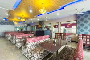 Hotel Mayura International - Image 2