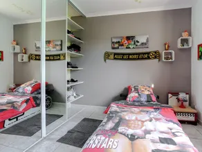 Child-friendly holiday home with many facilities in Aix-en Provence - Image 4