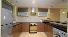 Taarifa Suites by Dunhill Serviced Apartments - Image 4