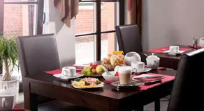 Hotel-Pension Am Schwanenteich - Image 3
