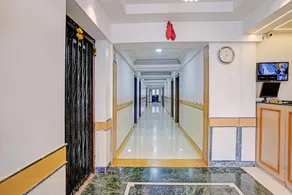 FabHotel Dukes Plaza - Image 5