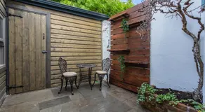 Number 31 Boutique Townhouse - Image 3