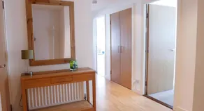 Edinburgh Waterfront Apartments - Image 3