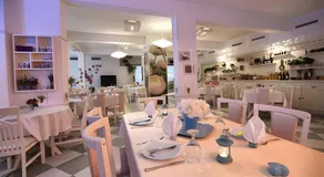 Family Hotel Mania - Image 2