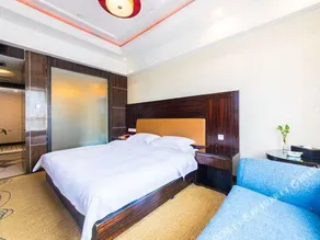 Tianyi Crown Hotel - Image 5