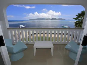 Marie-France Beach Front Apartments - Image 3