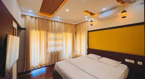 Vaca Vibes Resorts - Image 2