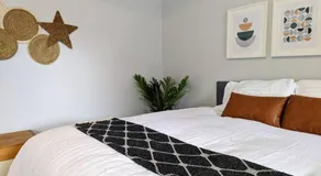Parkview Cottage - Lovely home with cosy fireplace - Image 2