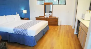 CCBC Resort Hotel - A Gay Men's Resort - Image 2