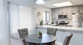 Cozy 2 bedroom 2 baths home - Image 4