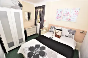 Bridle Lodge Apartments - Image 5
