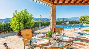 Casa La Noria Iznate by Ruralidays - Image 2