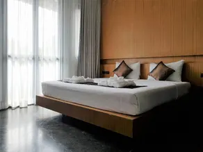 The Humble Bed and Hotel - Image 4