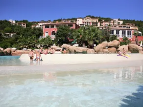 Cozy apartment in the beautiful fortified town Grimaud - Image 3