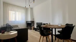 Beautiful Apartment Facing The Sea - Image 3