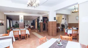 Family Hotel Accent - Image 3