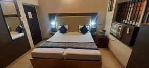 Goroomgo City View Guest House Kolkata - Image 2