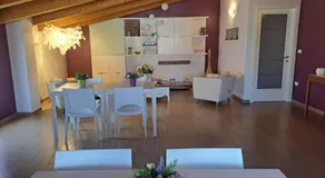 B&B Carlotta - Image 3