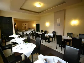 Hotel Augsburg Goldener Falke - Image 3