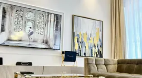 MONDRIAN Luxury Apartments Old Town - Image 3