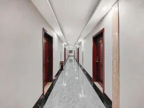 Afuer chain hotel - Image 3
