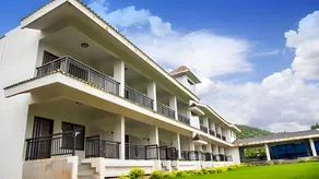 Coco's Inn Resort - Image 5