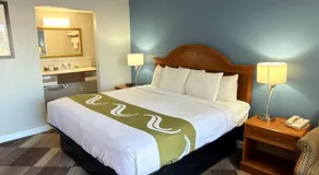 Regency Inn - Image 4