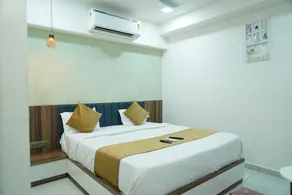 Hotel Rest and View - Image 2