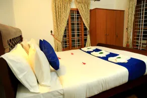 VYTHIRI WHITEHOUSE SERVICE VILLA - Image 2