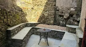 The Rock House - Image 5