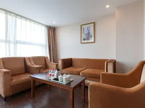 U-FREE Hotel (Jiading Jialuo Road) - Image 2
