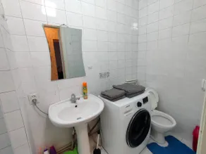 One room apartment in the city center. - Image 4