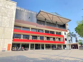 Grand Batu Inn Hotel - Image 4