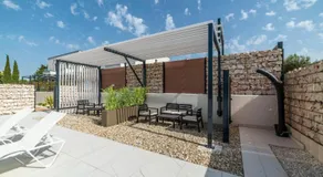 PINNA RESIDENCE - Datul - Image 4
