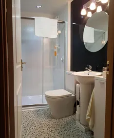 Premier Room - Image 2