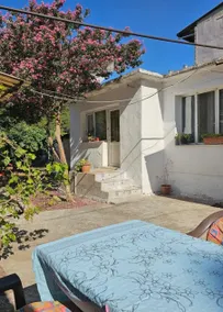 an old house with a " garden " - Image 3