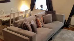 1 Bedroom luxury Flat Close to town center - Image 5