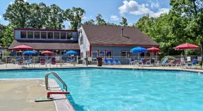 Williamsburg Camping Resort 38 ft. Park Model 5 - Image 3