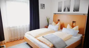 Hotel Garni Zur Traube - Image 2