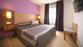 Leo Punta Umbria III - Adults Only - Image 5