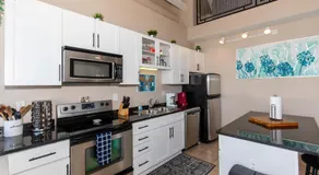 Condo with View of Cedar Point and Lake! - Image 5