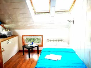 6B Meridian studio with Sauna - Image 4