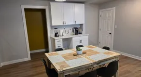 2 Bedroom with King Suite, Large Space, Pet Friendly, Steps from Downtown Jolie - Image 3