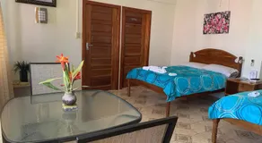 Fernando'S Seaside Guest House - Image 2