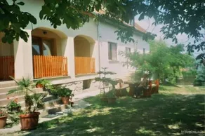 Marika szallas - Image 1