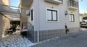 Village Apartment - Image 4