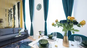 Deluxe City Center Apartment! Free Garage Parking included! Close to Metro U2 & Vienna Congress Center! - Image 3