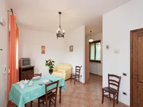 Farmhouse near Lake Trasimeno with Pool - Image 4